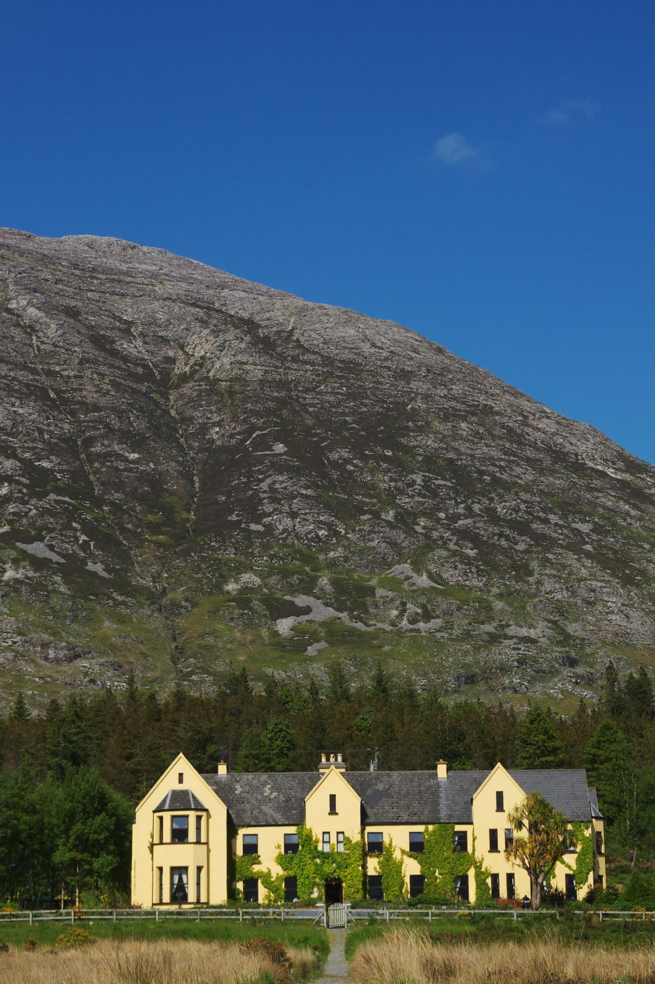 Lough Inagh 4* Recess